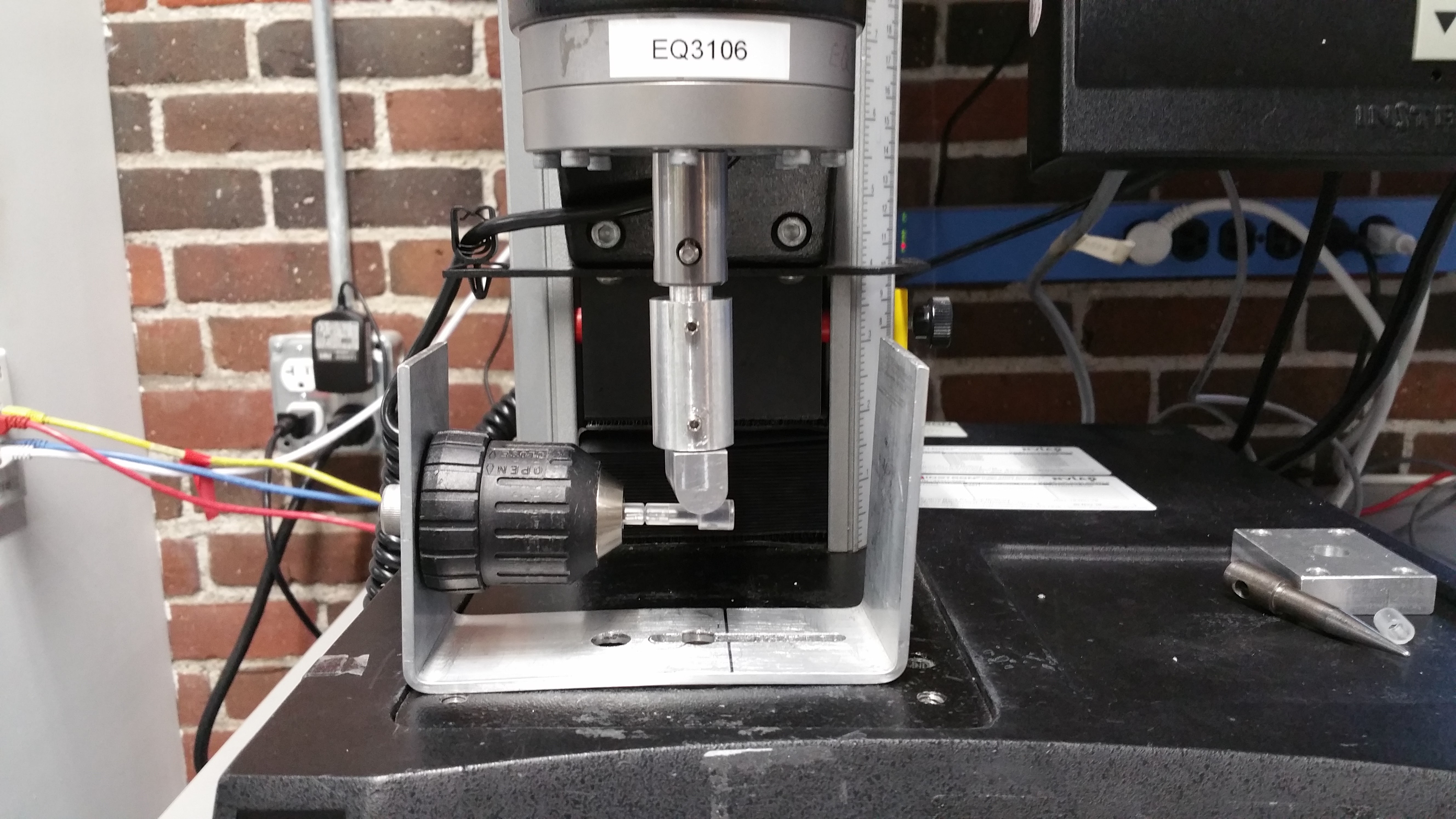 NxStage Instron Fixture